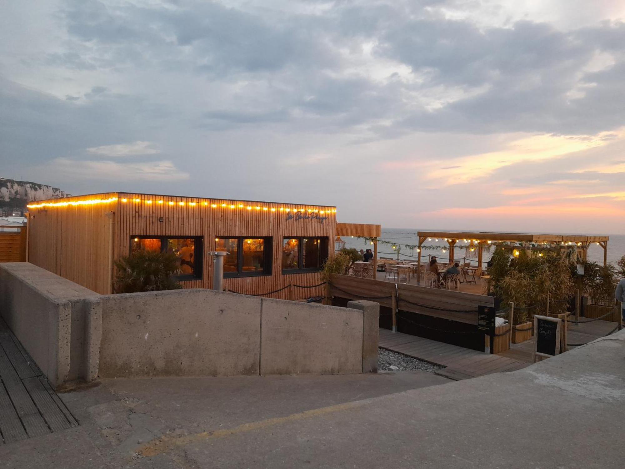 "Le Juguili" 46M2 En Front De Mer - 4 Personnes - Animaux Ok - Entierement Renove - Haut De Gamme - Wifi Mers-les-Bains Exterior foto